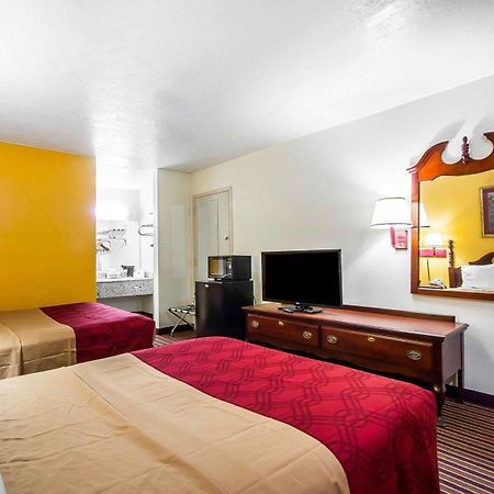 Econo Lodge Dyersburg Extérieur photo